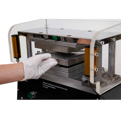 Semi Auto Pouch Cell Pilot Line Laboratory Al laminowana maszyna do folii