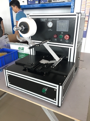 Półautomatyczne urządzenie do układania elektrod w etui