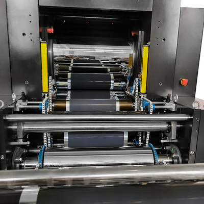 Trójfazowy sprzęt do produkcji baterii Elektrodowa hydrauliczna maszyna do kalandrowania